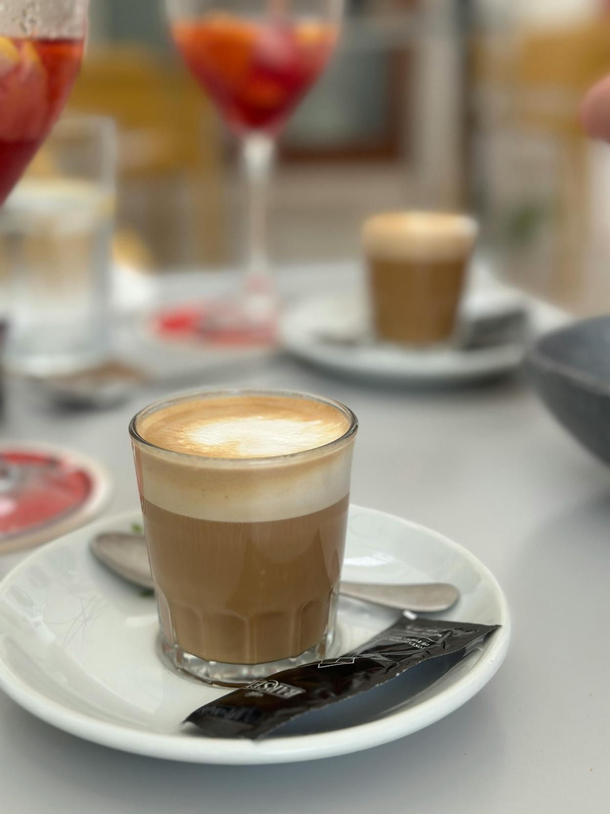 Dicas Essenciais para Preparar Café Gourmet em Viagens Gastronômicas