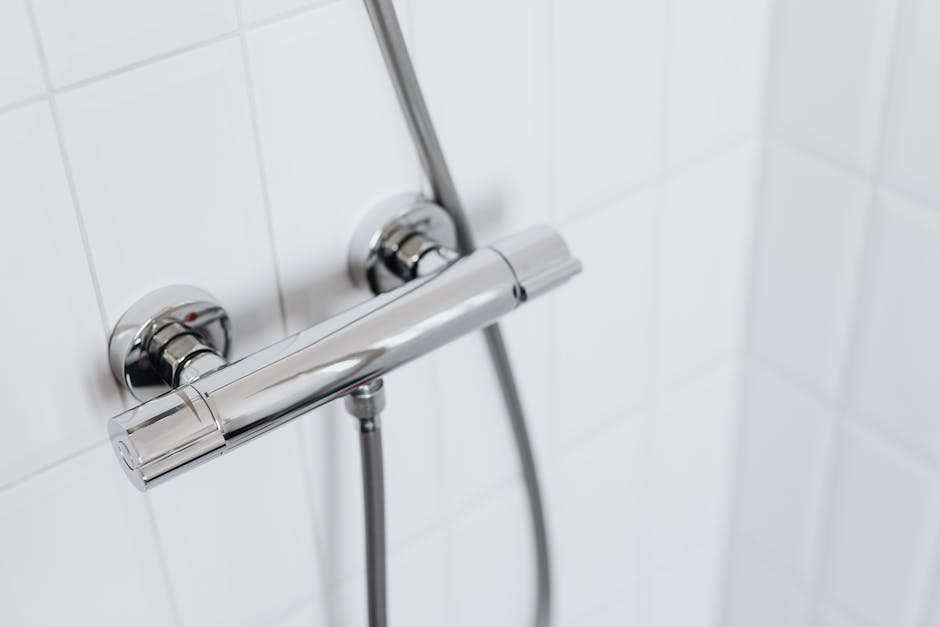 Vazamento na Zona Leste? Dicas para Resolver e Evitar Gastos!